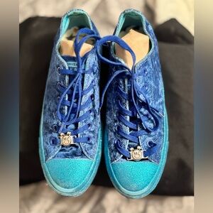 Converse Chuck Taylor AllStars lift  X Miley Cyrus